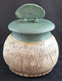 clay pot with lid